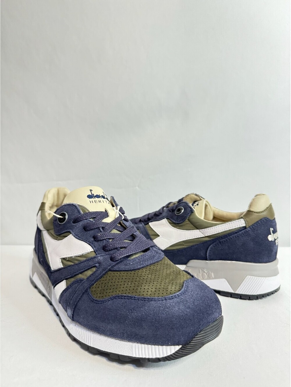 Diadora Athletic Shoes Blue Size 8.5